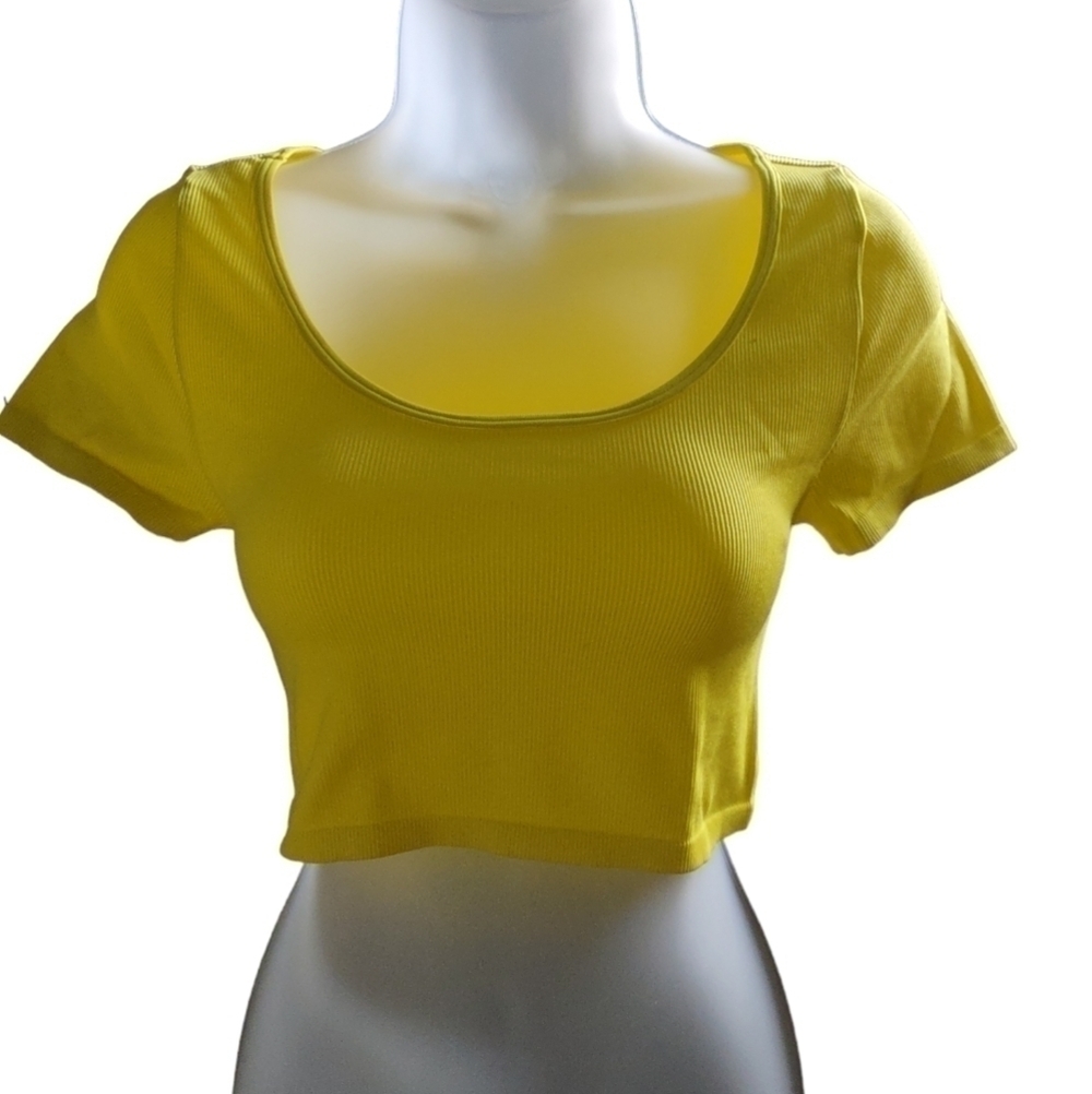 Wild Fable Yellow Ribbed Crop Top Women's Medium